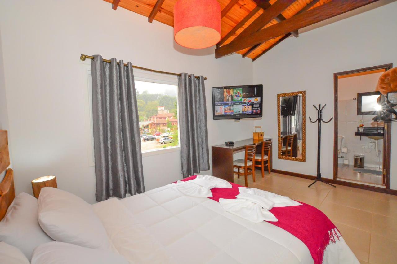 מונטה ורדה Maison Bleue Suites מראה חיצוני תמונה